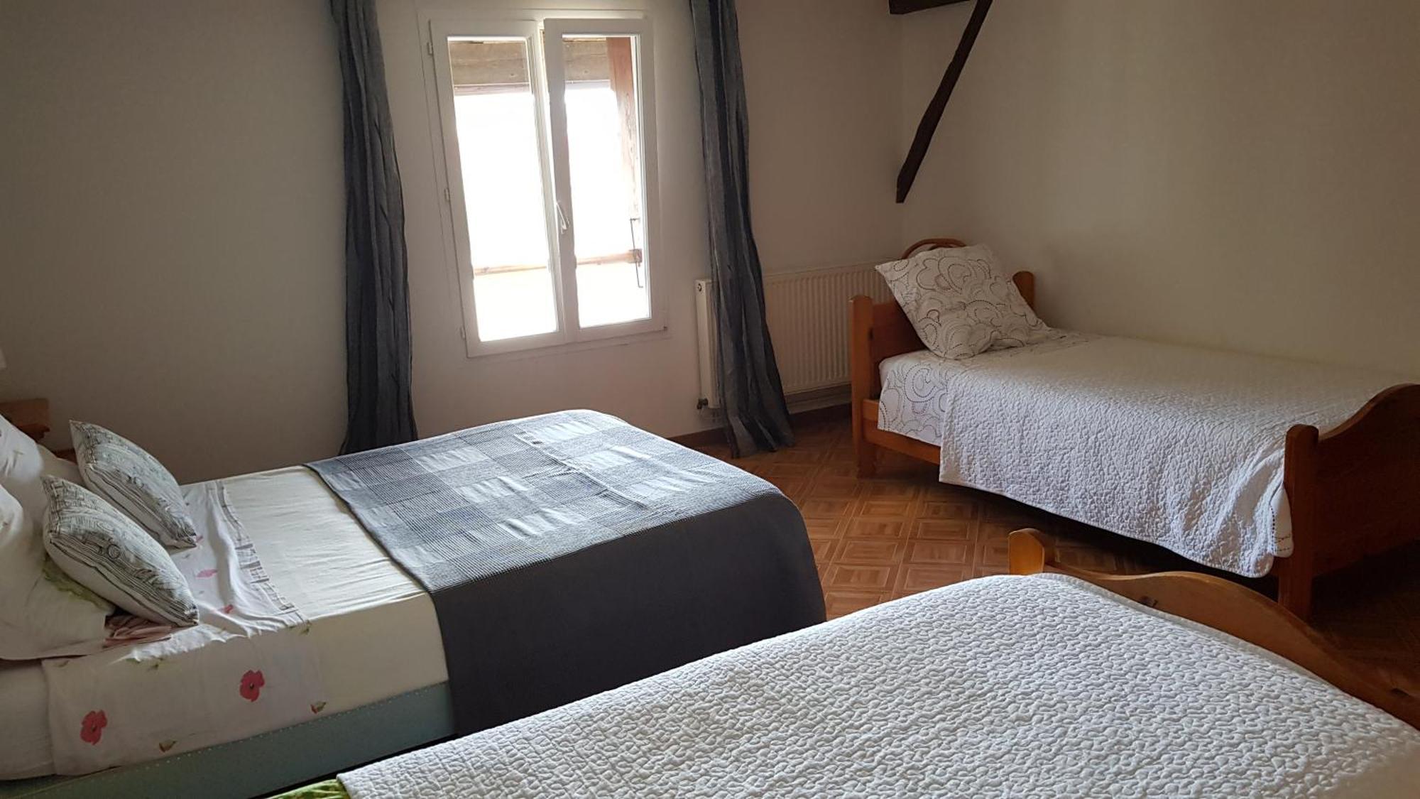 La Sente Des Vignes Bed and Breakfast Hauteville  Exteriör bild