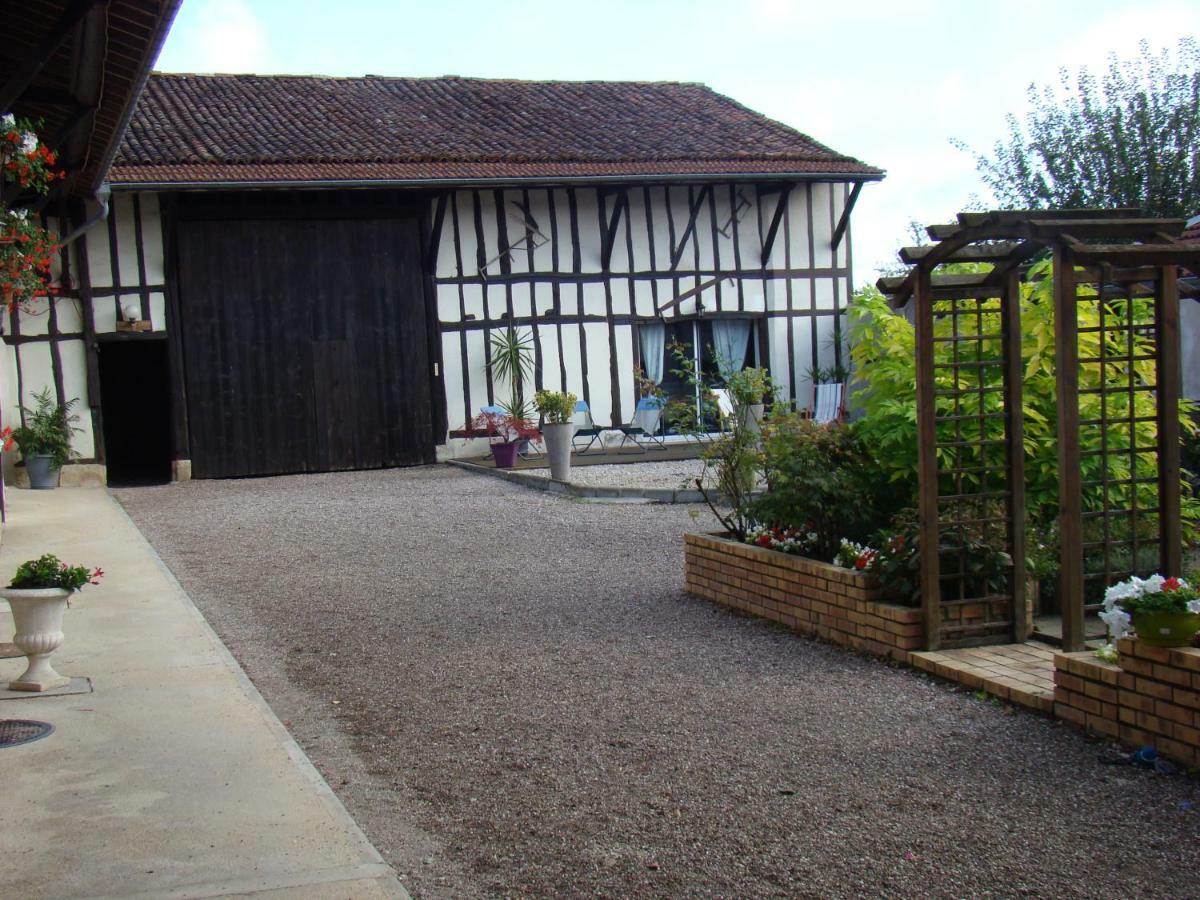 La Sente Des Vignes Bed and Breakfast Hauteville  Exteriör bild
